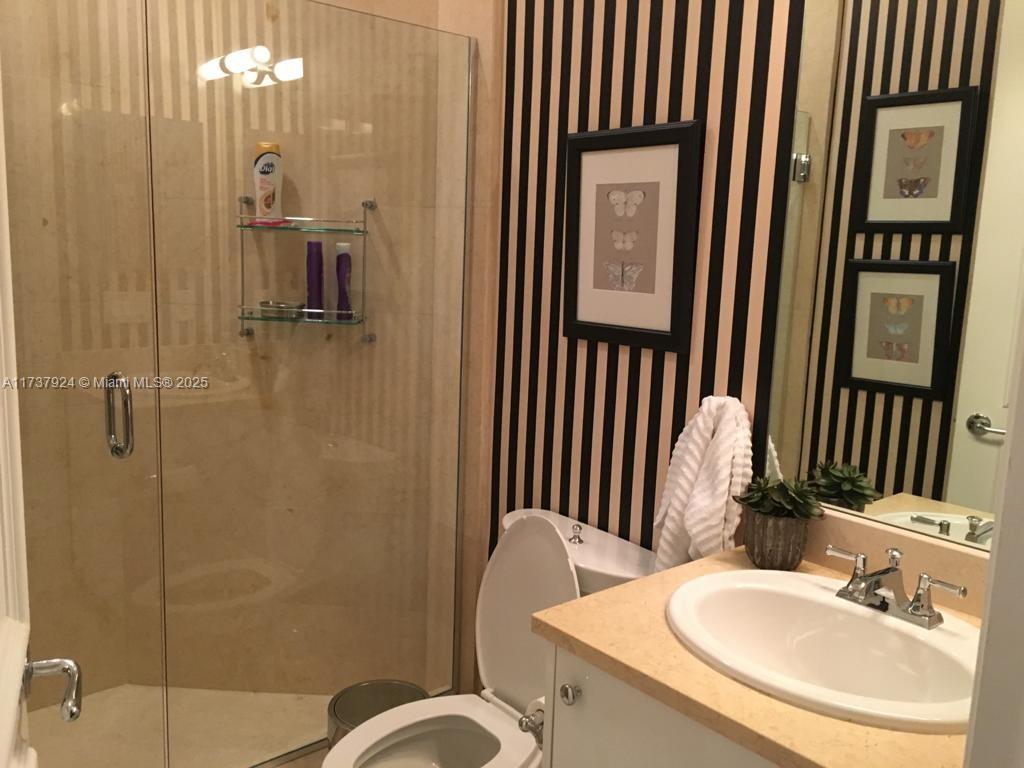 TURNBERRY VILLAGE SO TOWE - Residential Lease