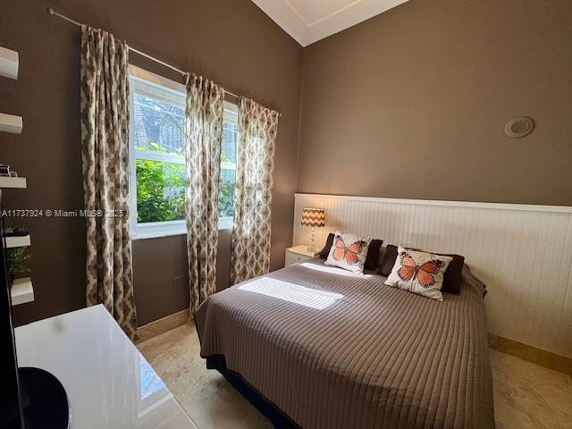 TURNBERRY VILLAGE SO TOWE - Residential Lease