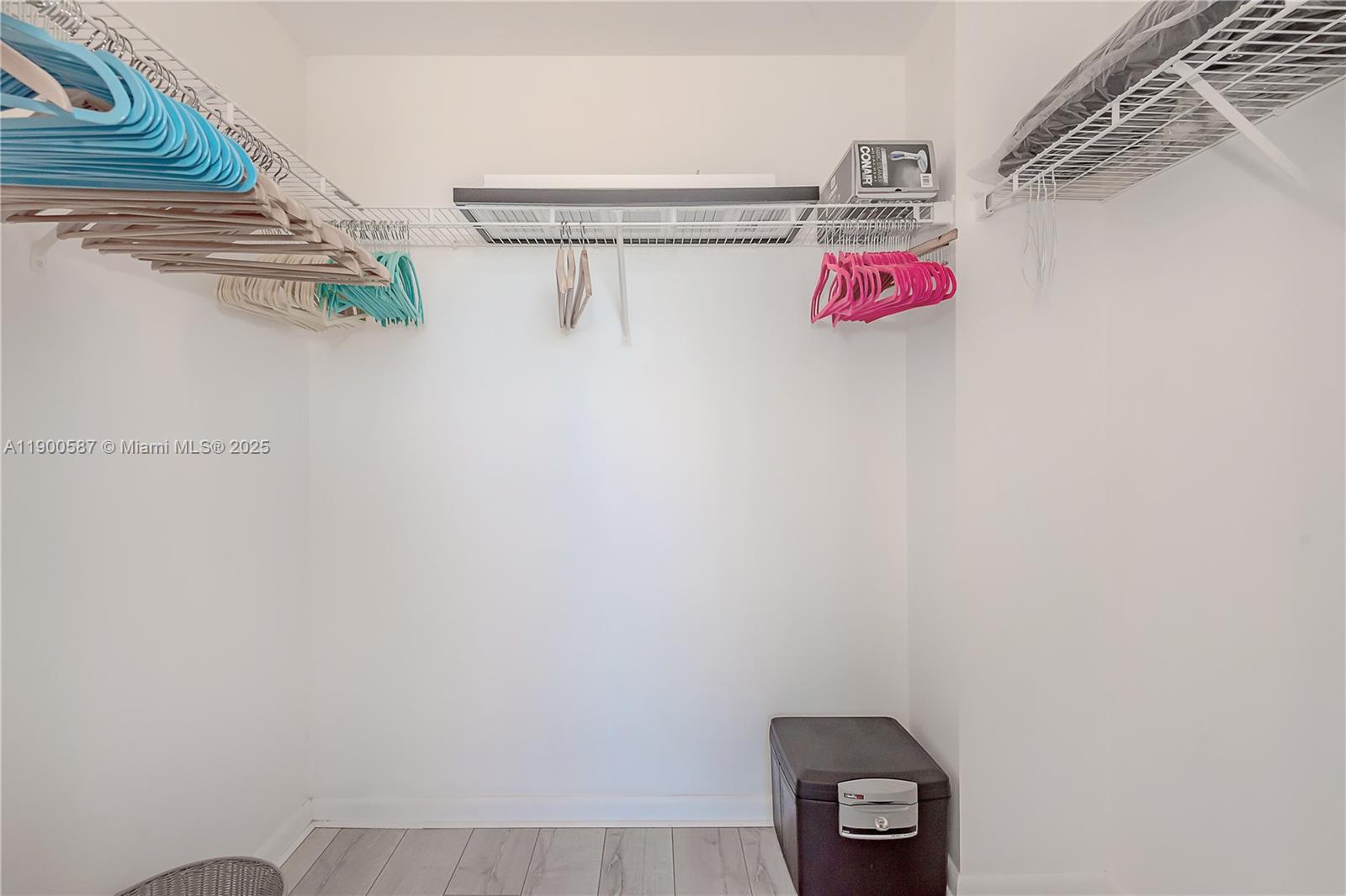 VIZCAYNE SOUTH CONDO - Residential Lease