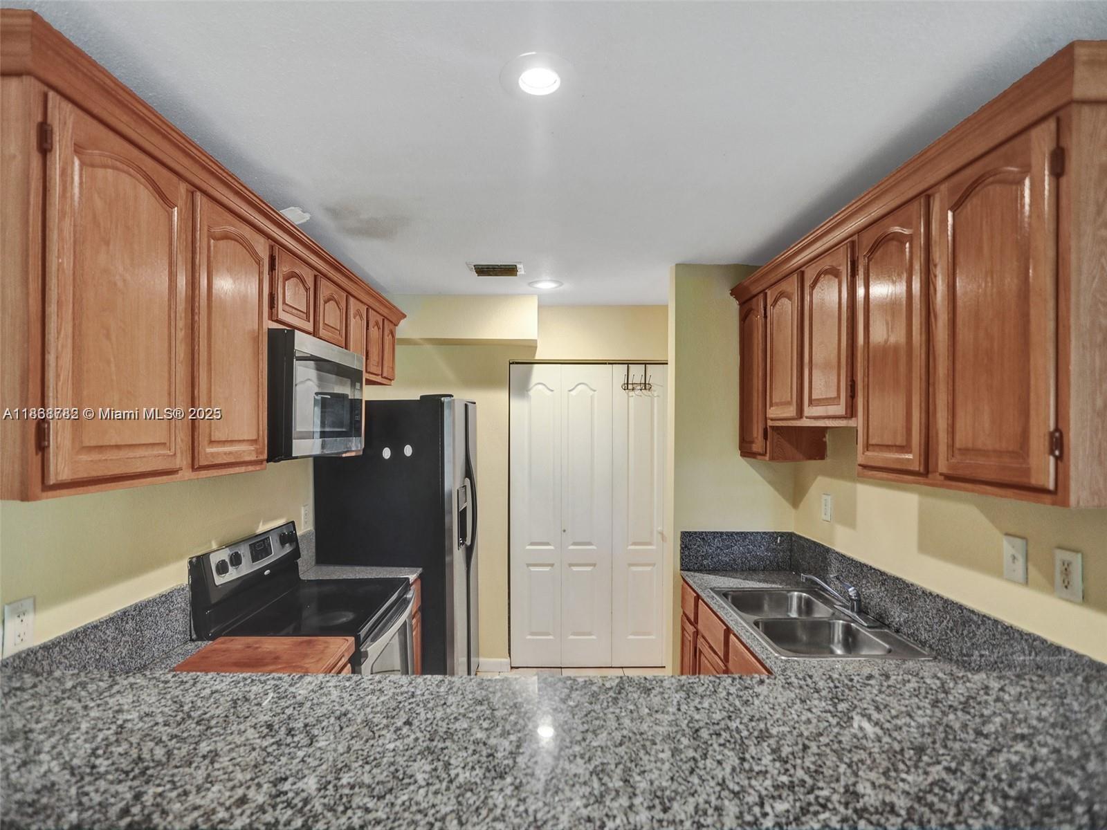 PROSPECT GARDENS - Residential Lease