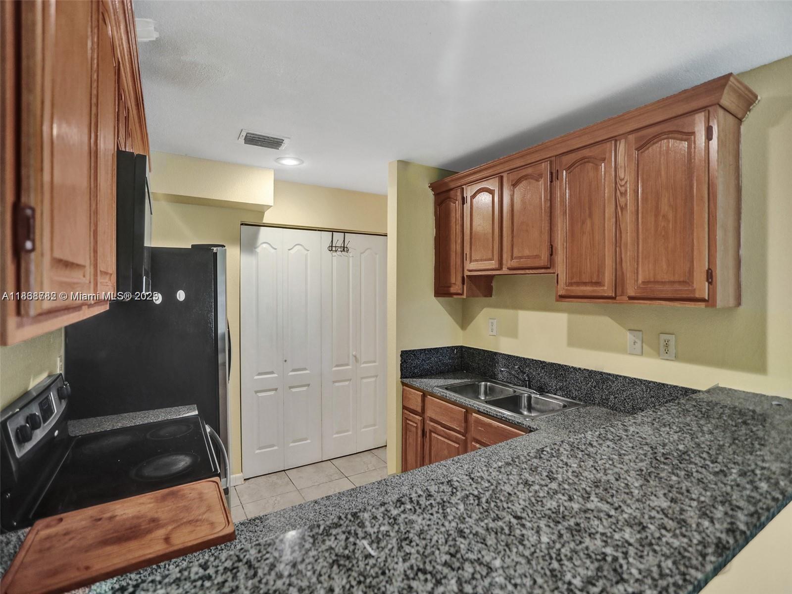 PROSPECT GARDENS - Residential Lease