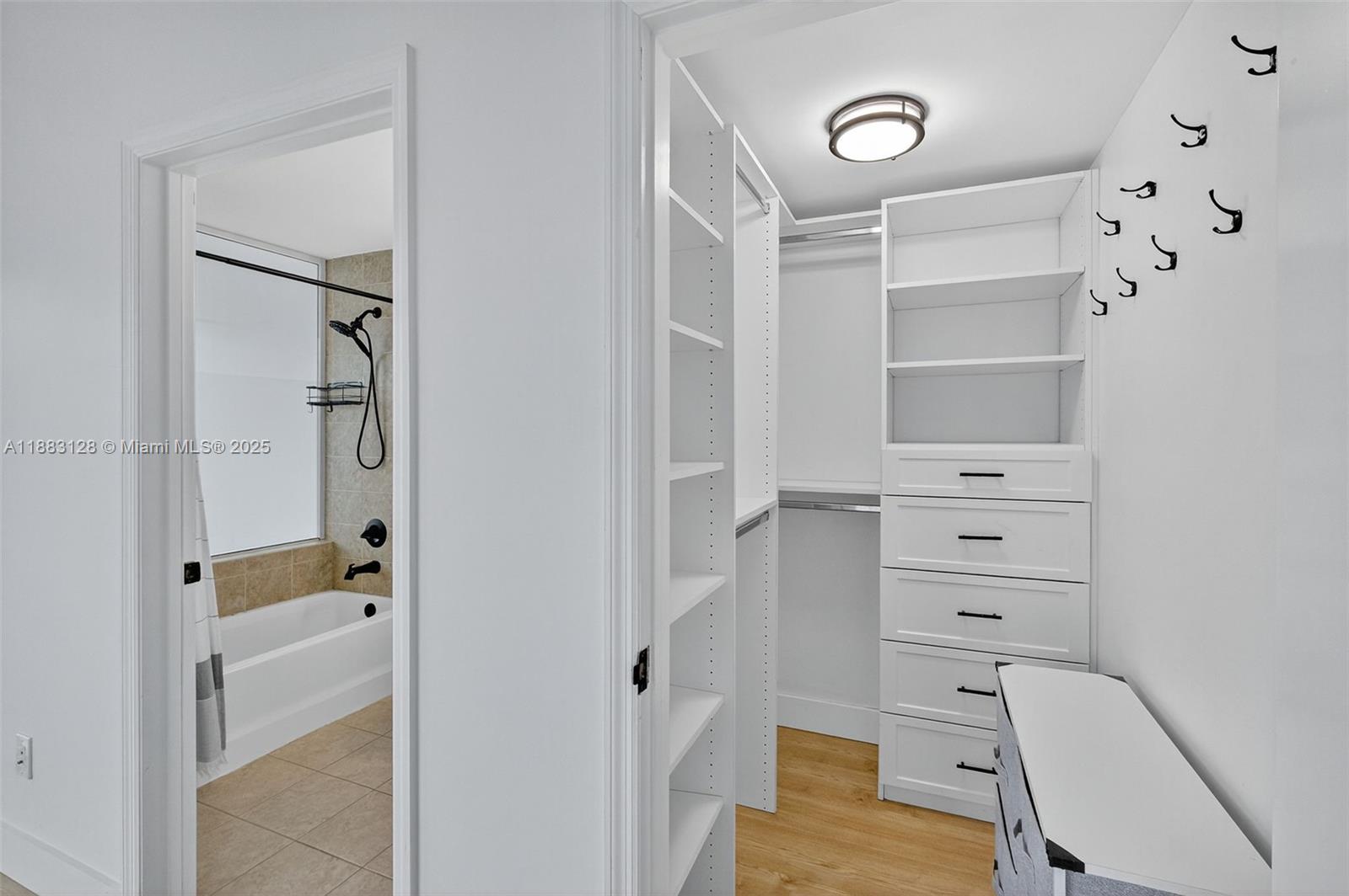 INFINITY AT BRICKELL COND - Residential