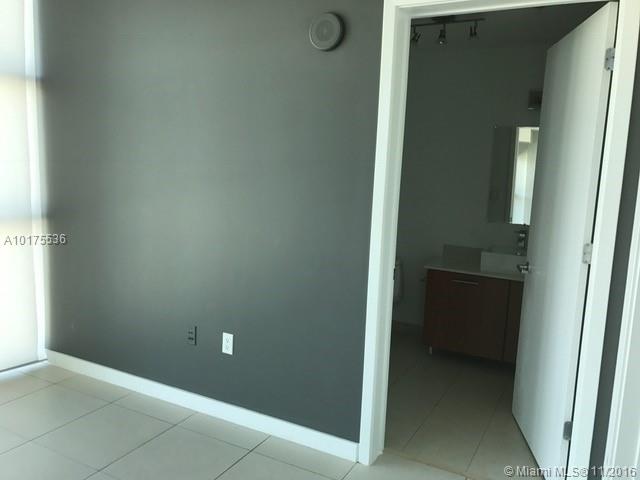 4 Midtown - Residential Lease