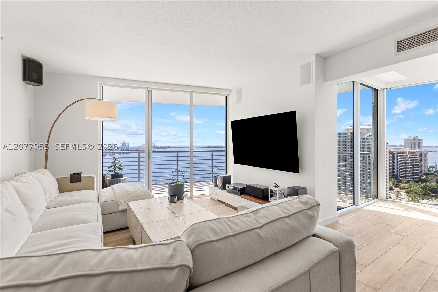 325 S Biscayne Blvd