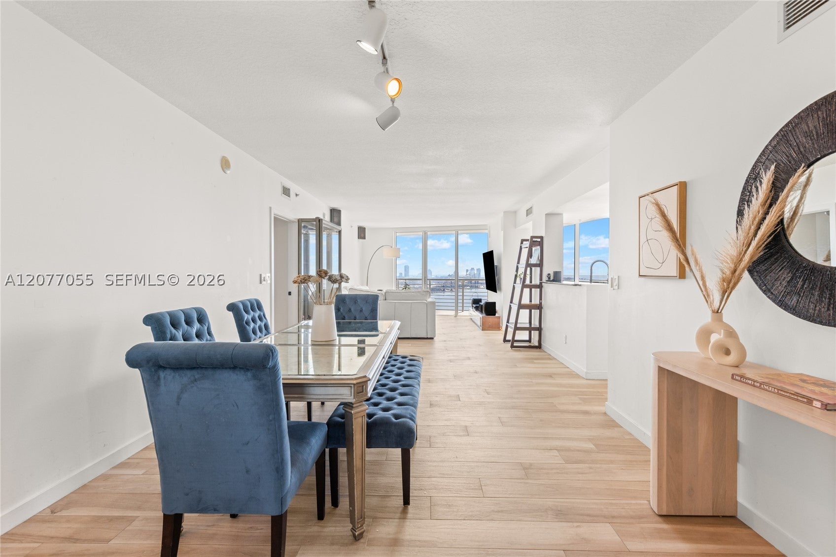 325 S Biscayne Blvd 2723