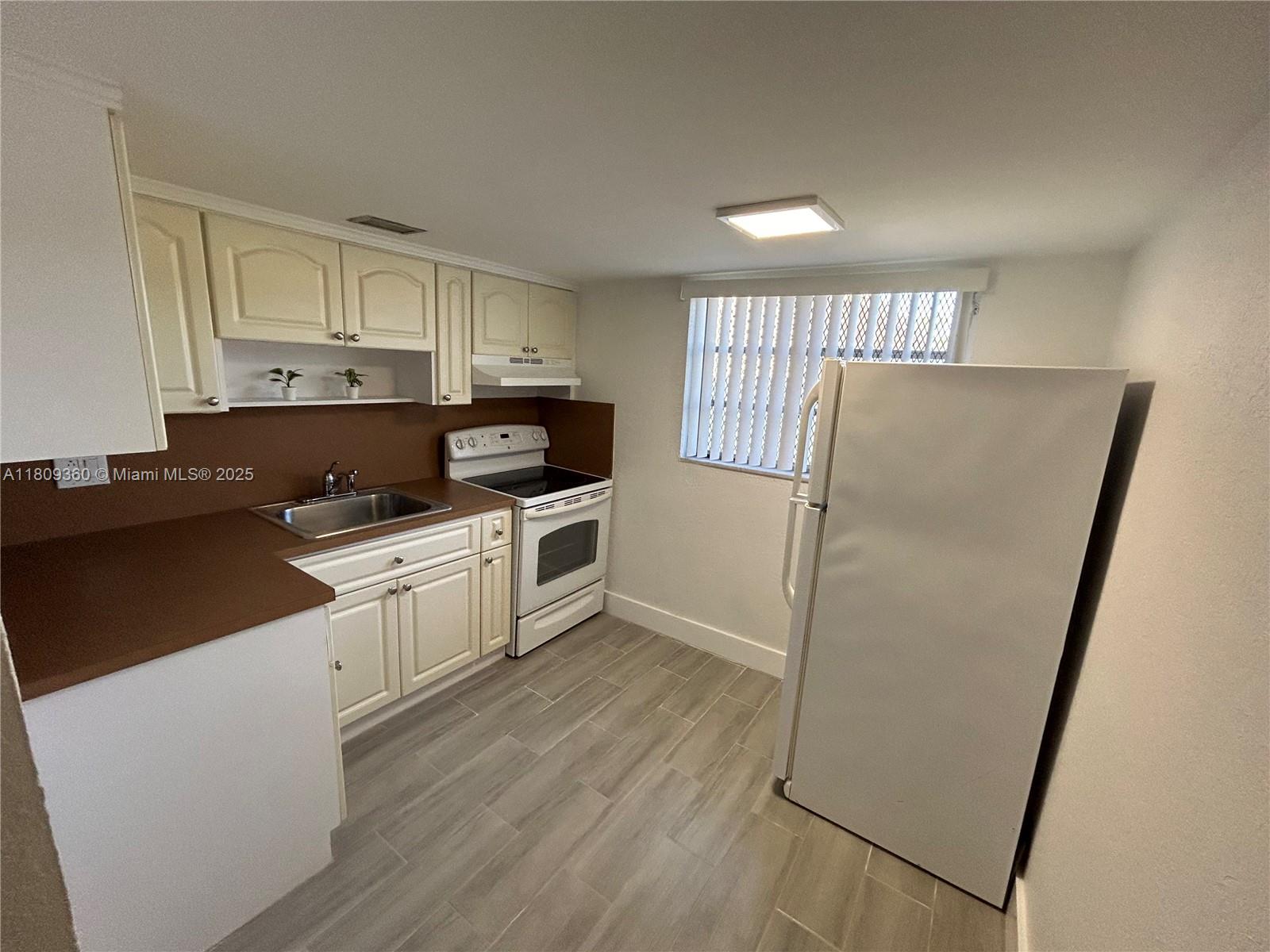 17 NE 2nd Ave 108