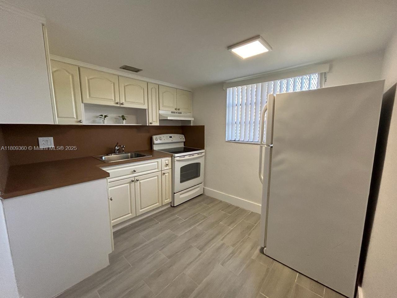 17 NE 2nd Ave 108