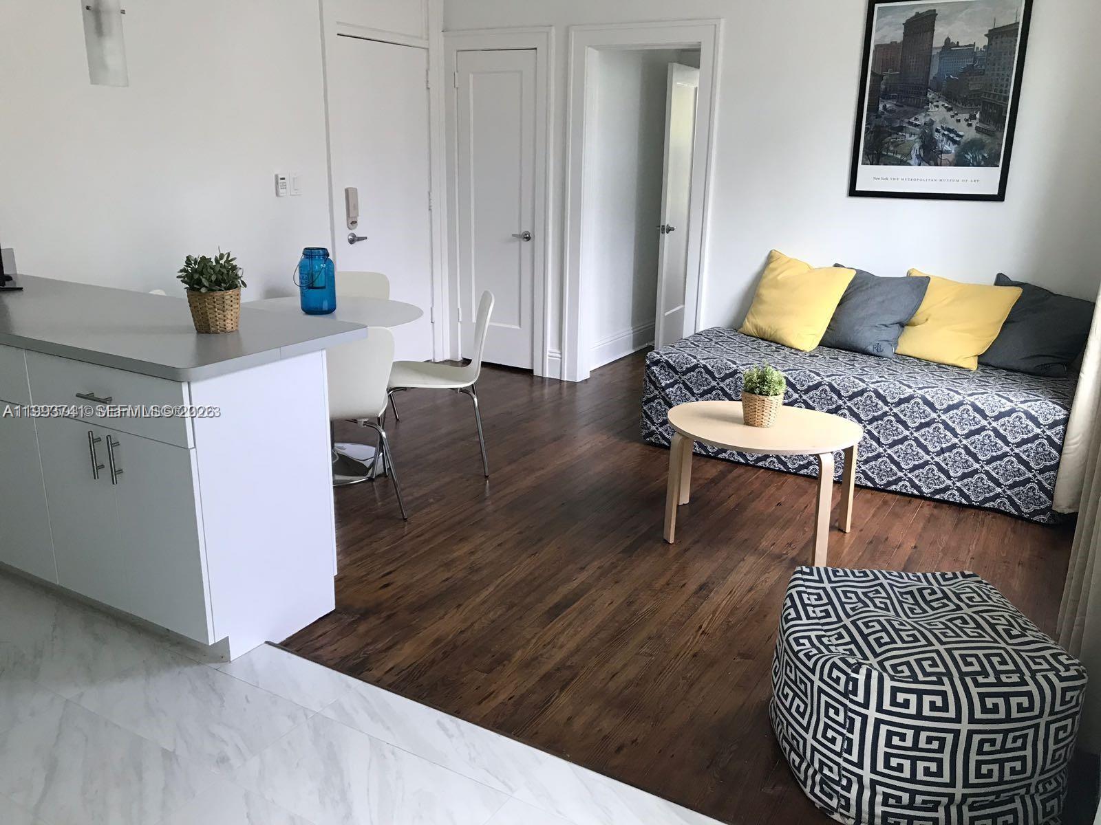 1618 Michigan Ave 22