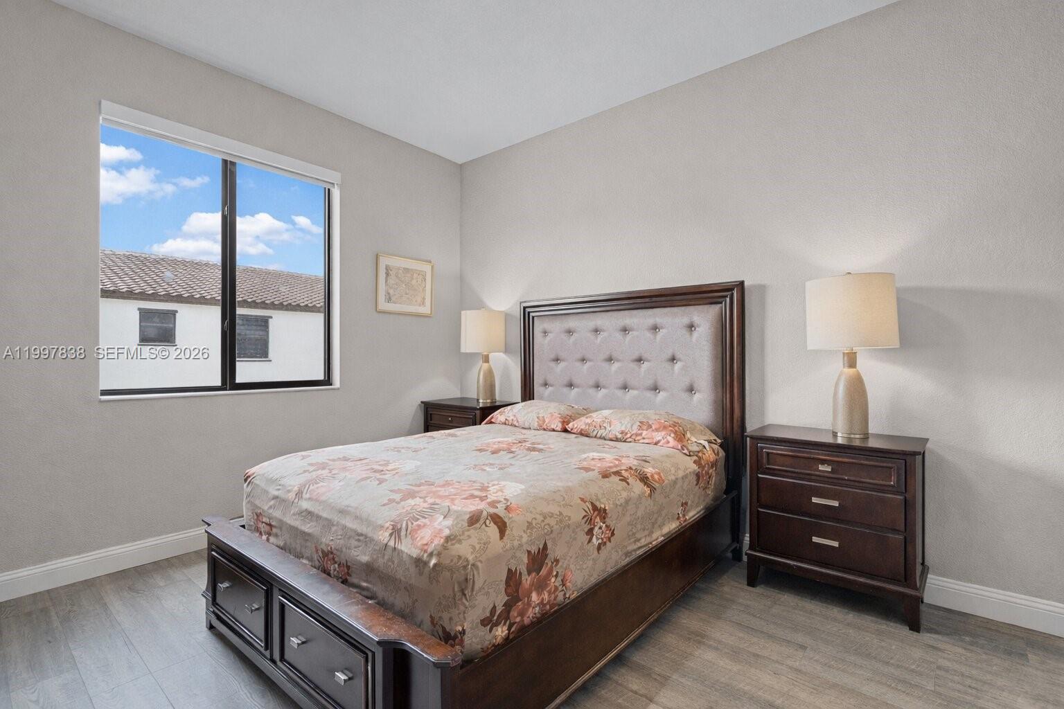 MC RESIDENTIAL - Residential