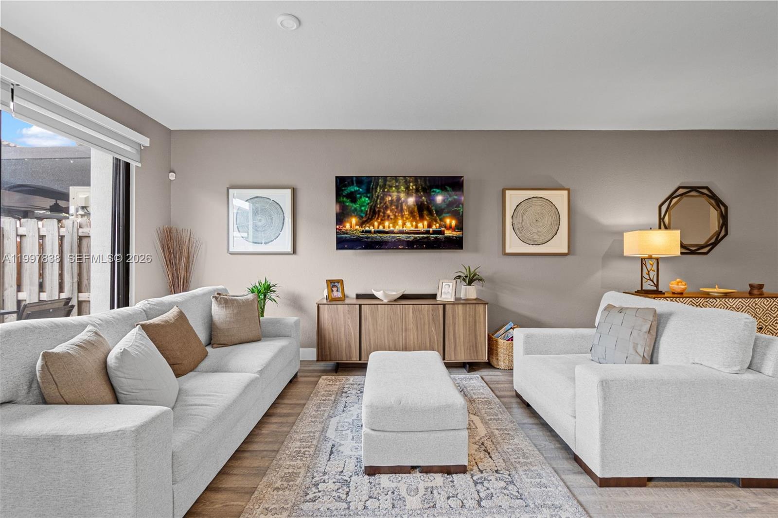 MC RESIDENTIAL - Residential