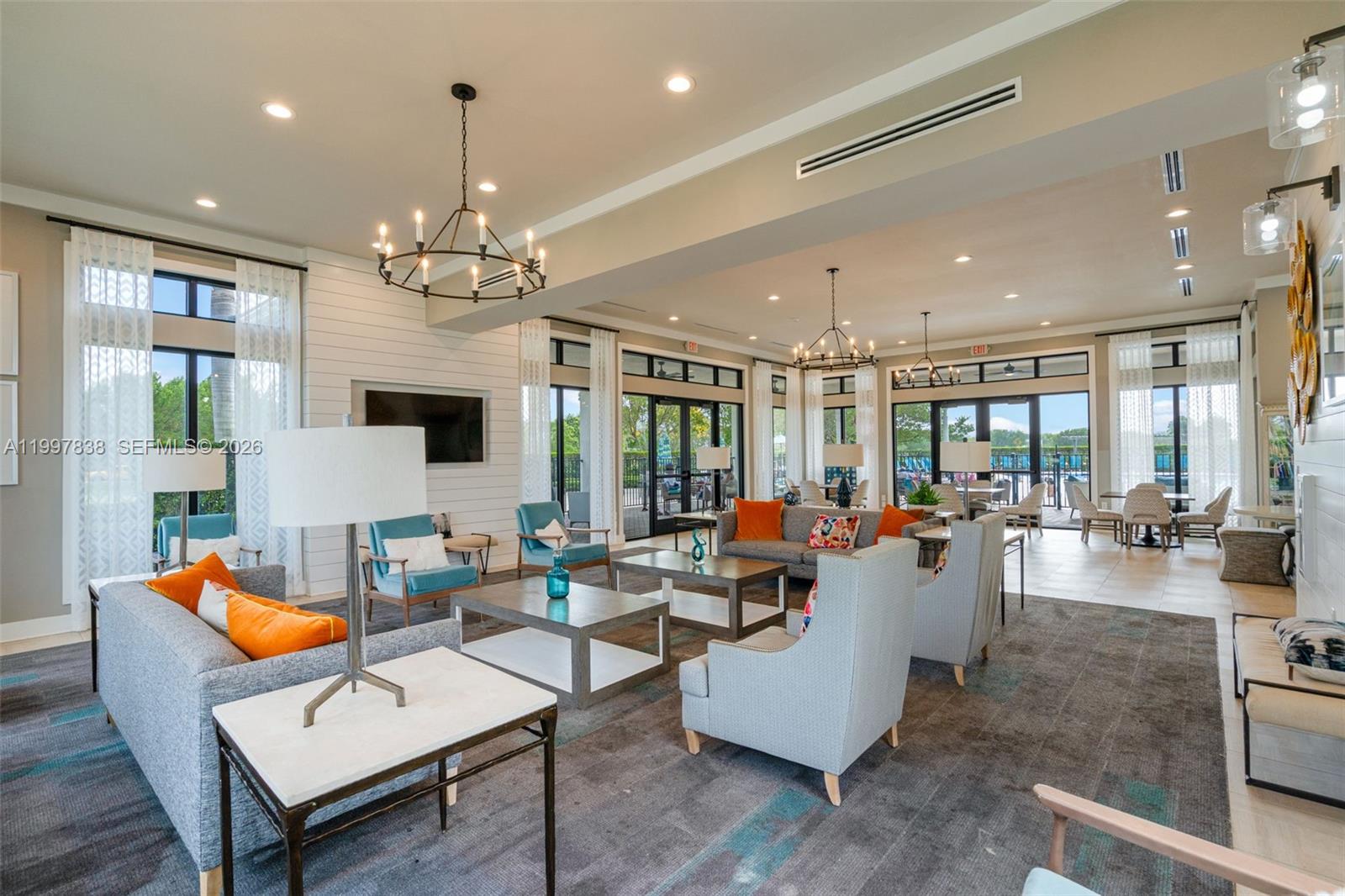 MC RESIDENTIAL - Residential