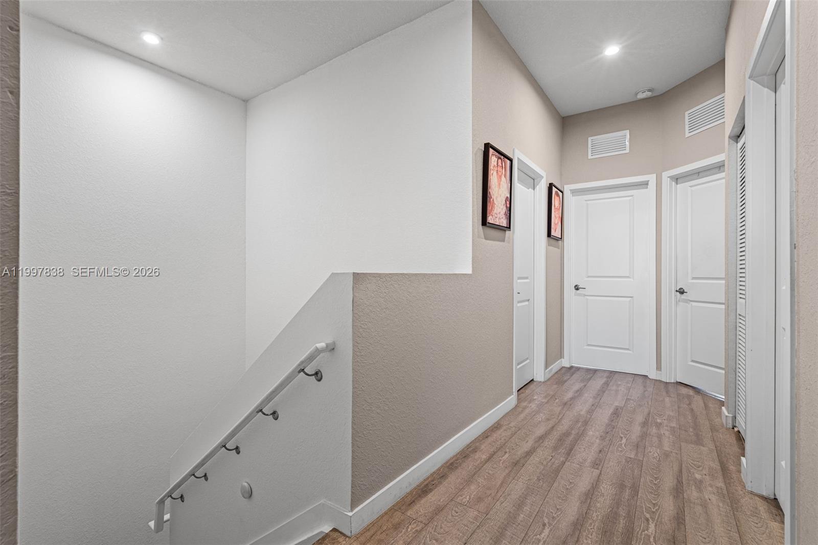 MC RESIDENTIAL - Residential