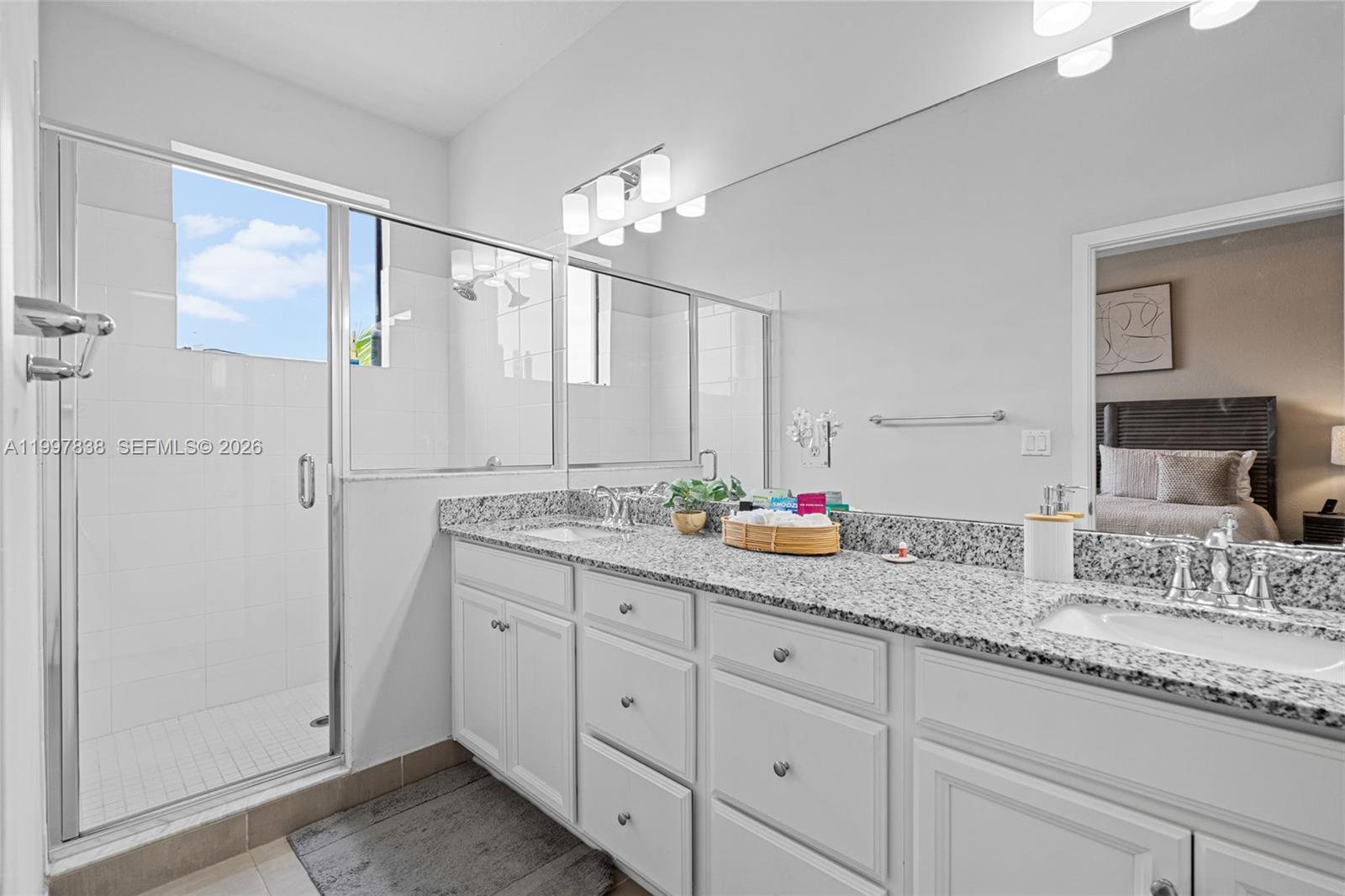 MC RESIDENTIAL - Residential