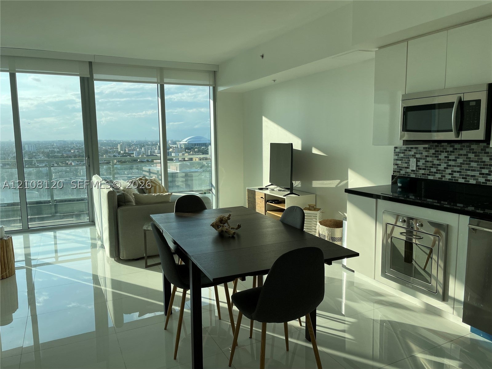 92 SW 3rd St 2307