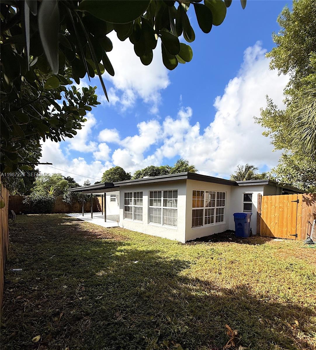 LYONS PARK - Residential