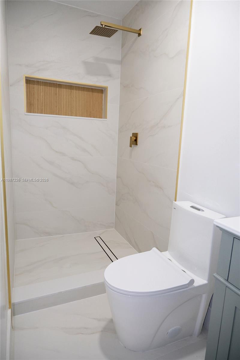 LYONS PARK - Residential