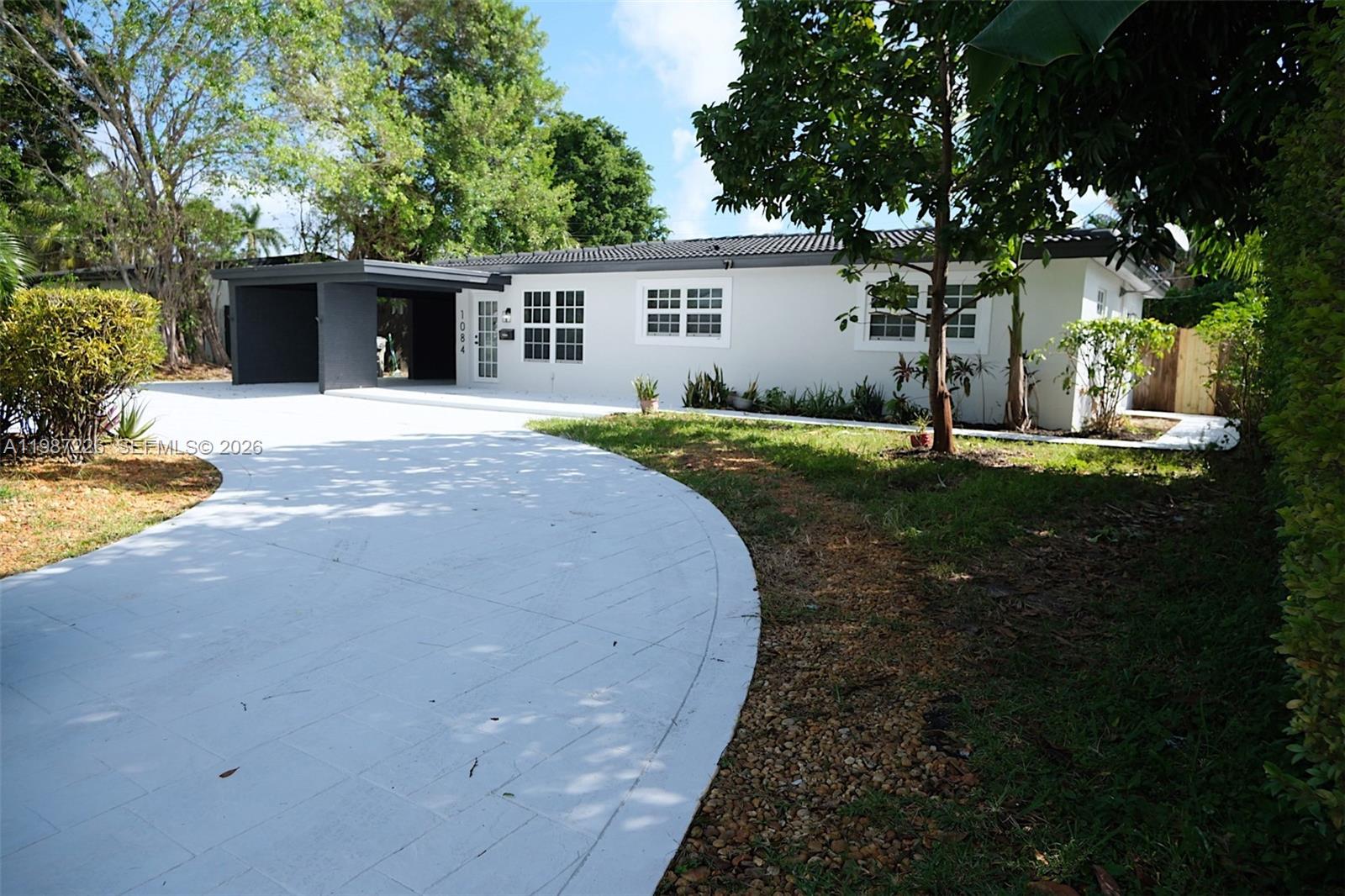 LYONS PARK - Residential