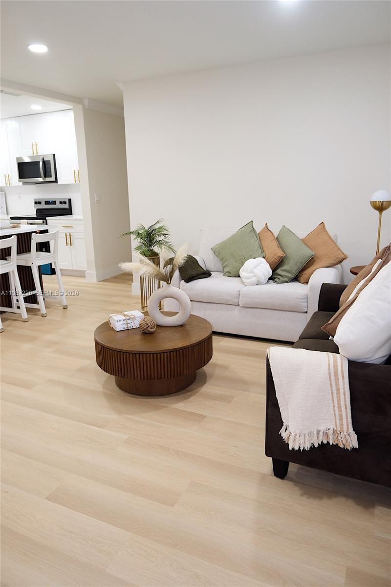 LYONS PARK - Residential