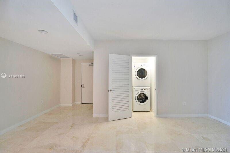 1010 BRICKELL CONDO - Residential Lease