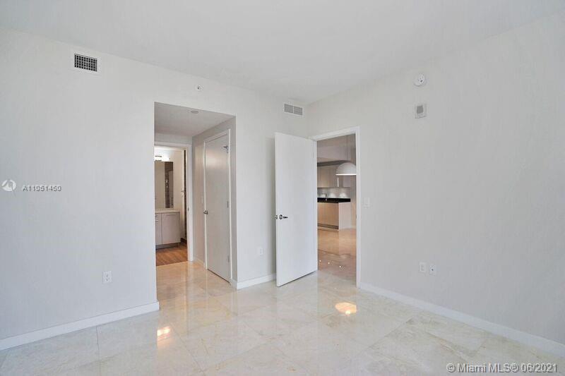 1010 BRICKELL CONDO - Residential Lease