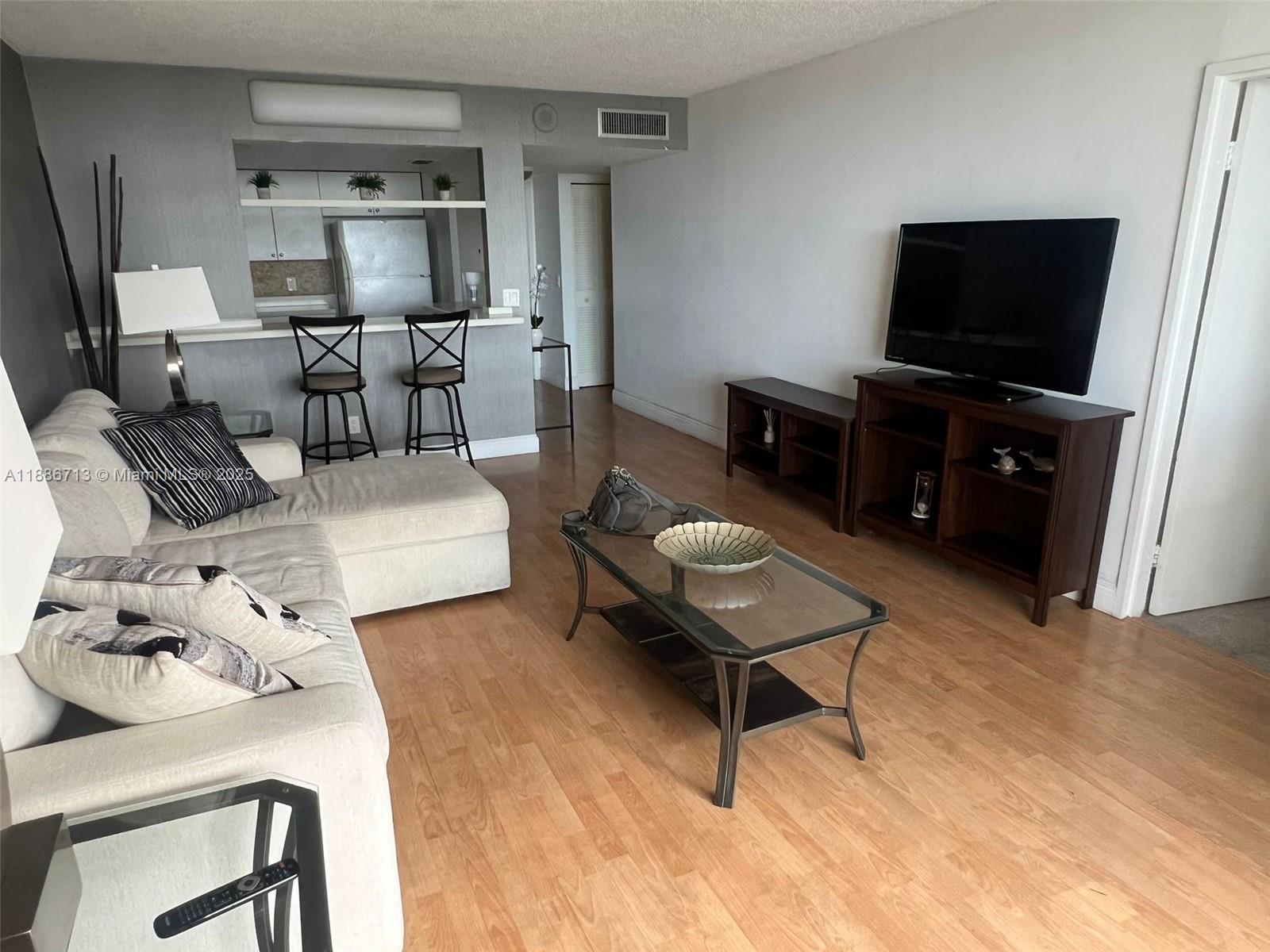 SAILBOAT CAY CONDO - Residential Lease