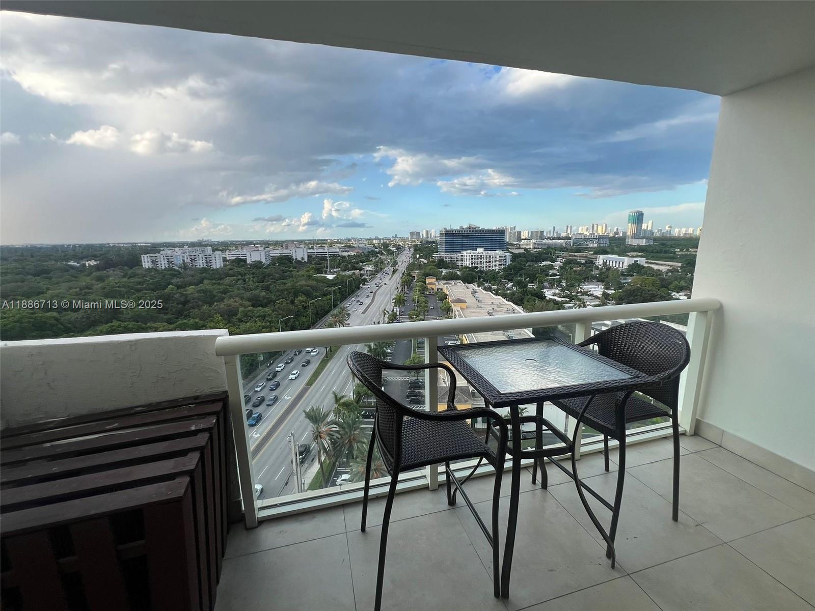 SAILBOAT CAY CONDO - Residential Lease