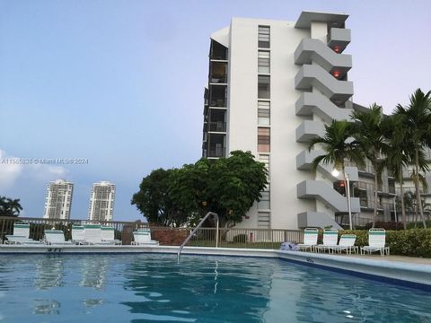 A home in Aventura