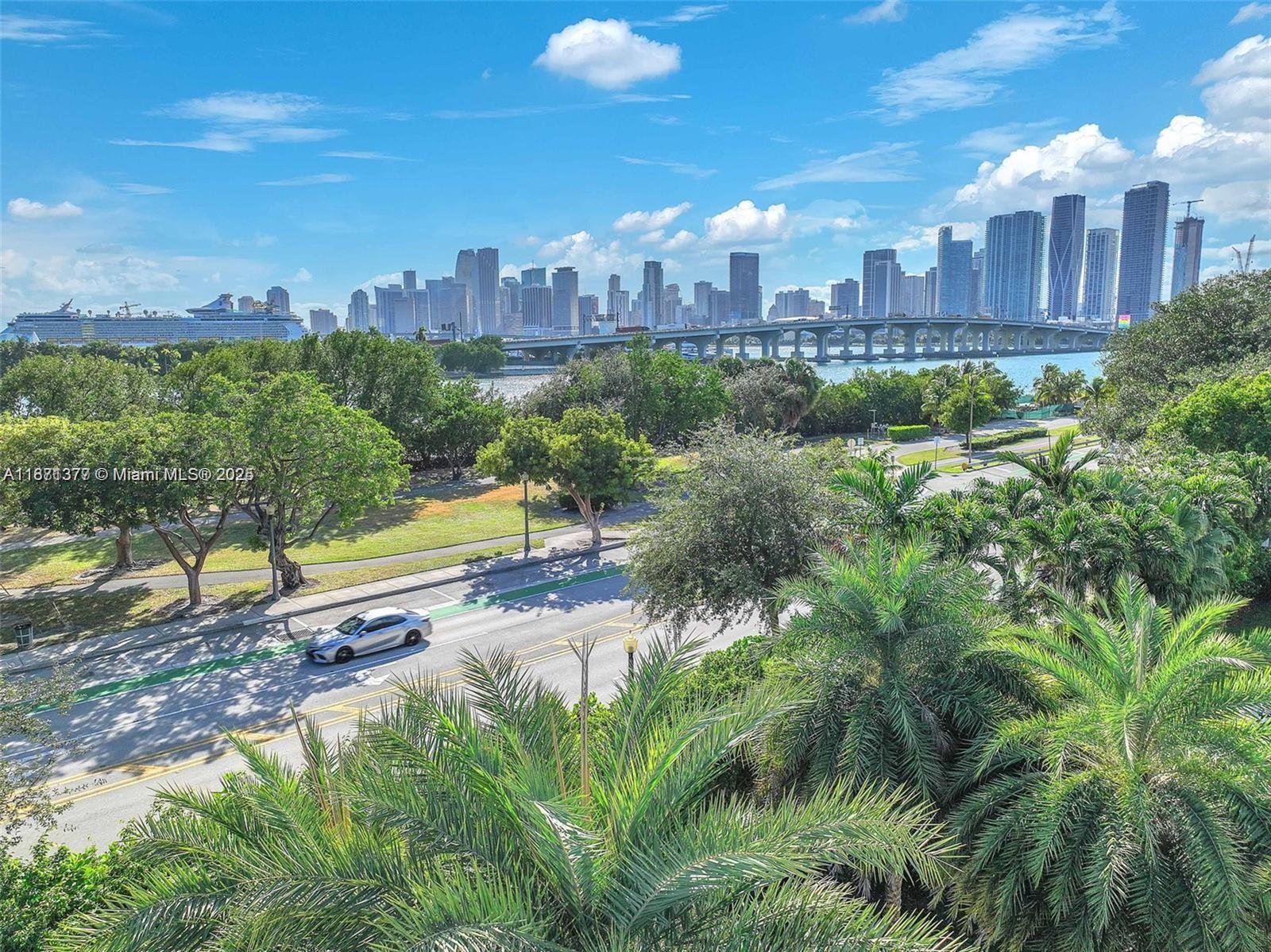 BISCAYNE ISL - Residential