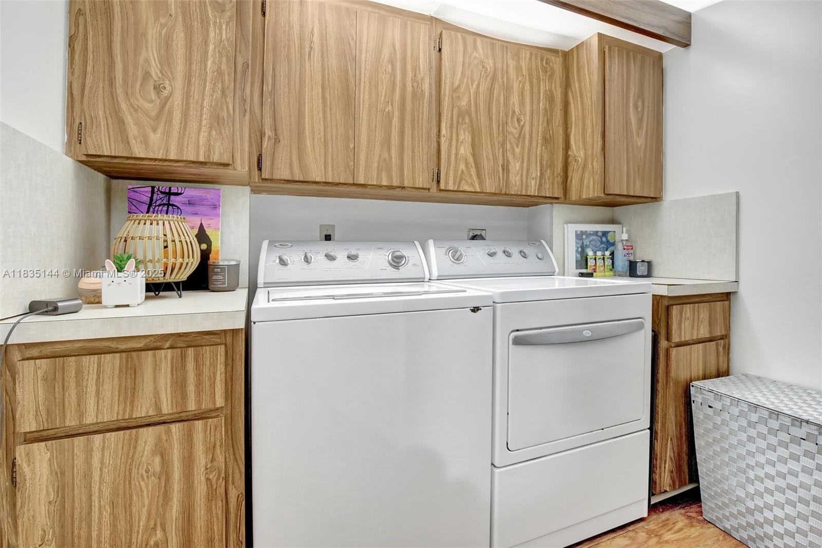 CONDO 16 OF WHITEHALL CON - Residential