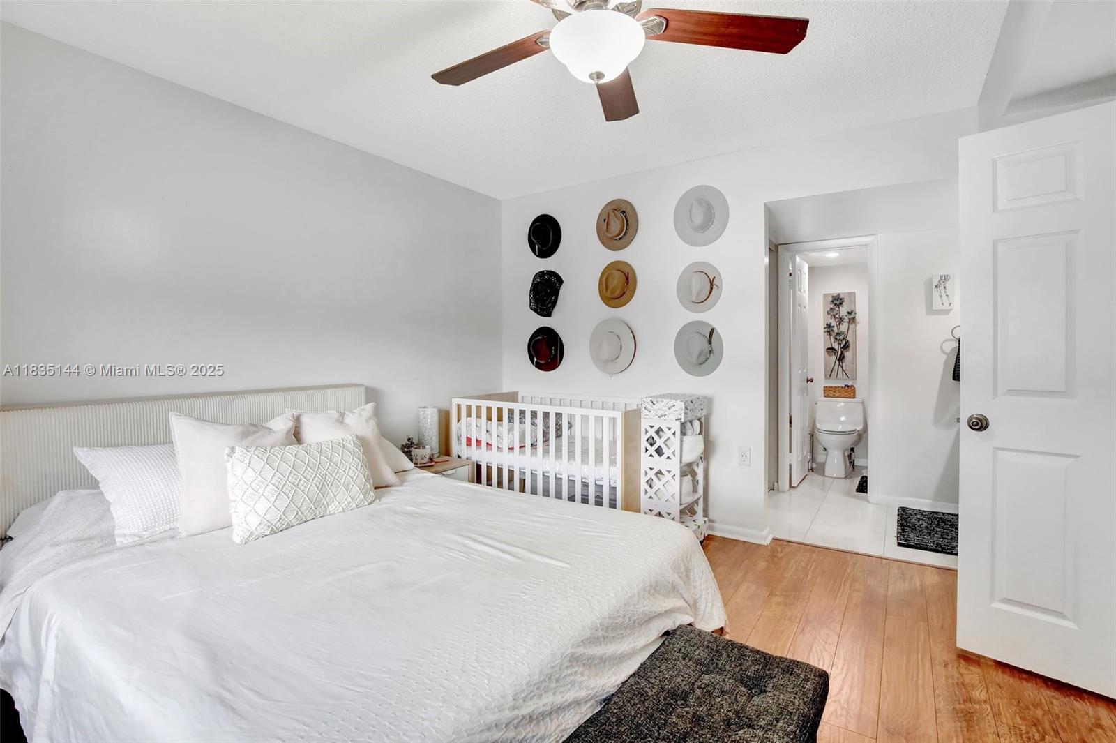 CONDO 16 OF WHITEHALL CON - Residential