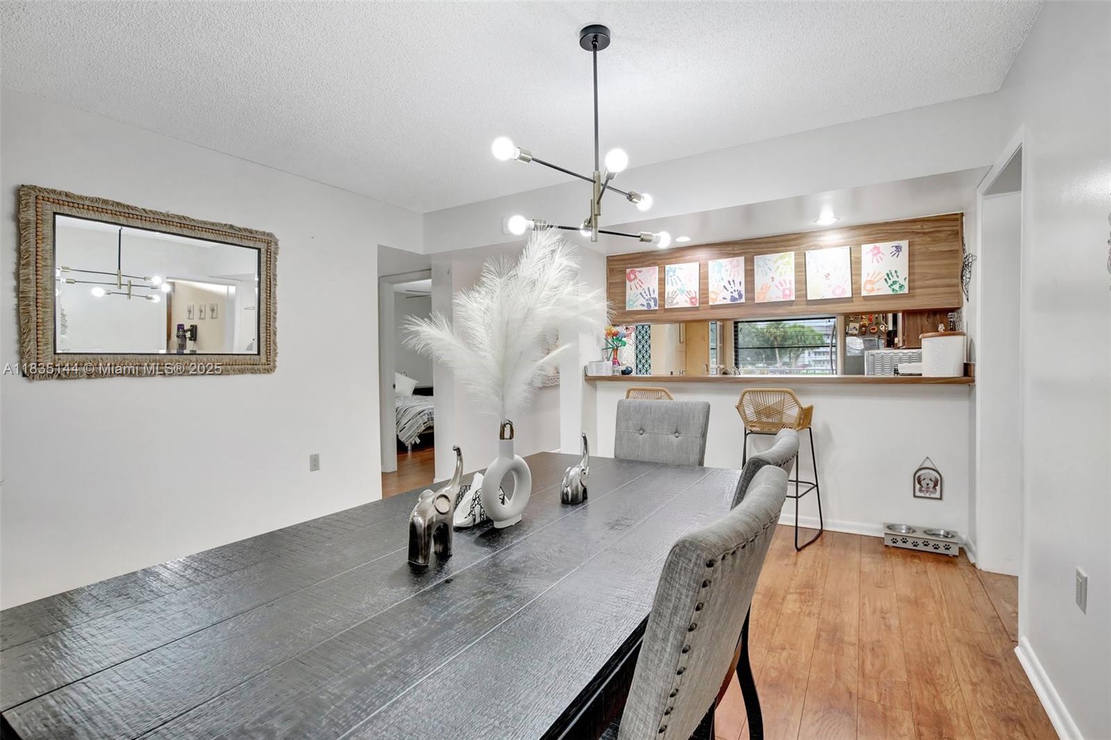 CONDO 16 OF WHITEHALL CON - Residential