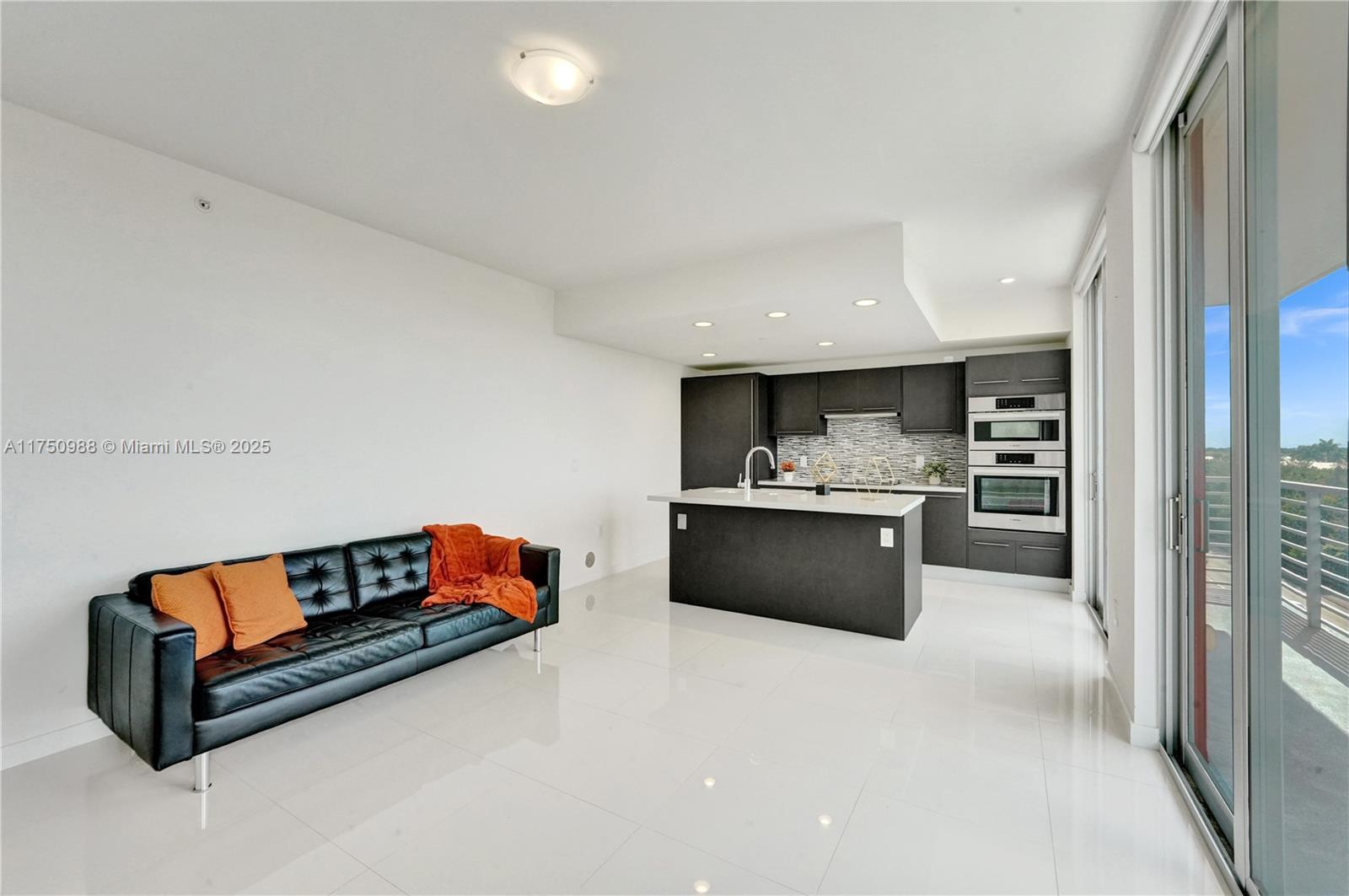 MIDTOWN DORAL CONDO 4 - Residential