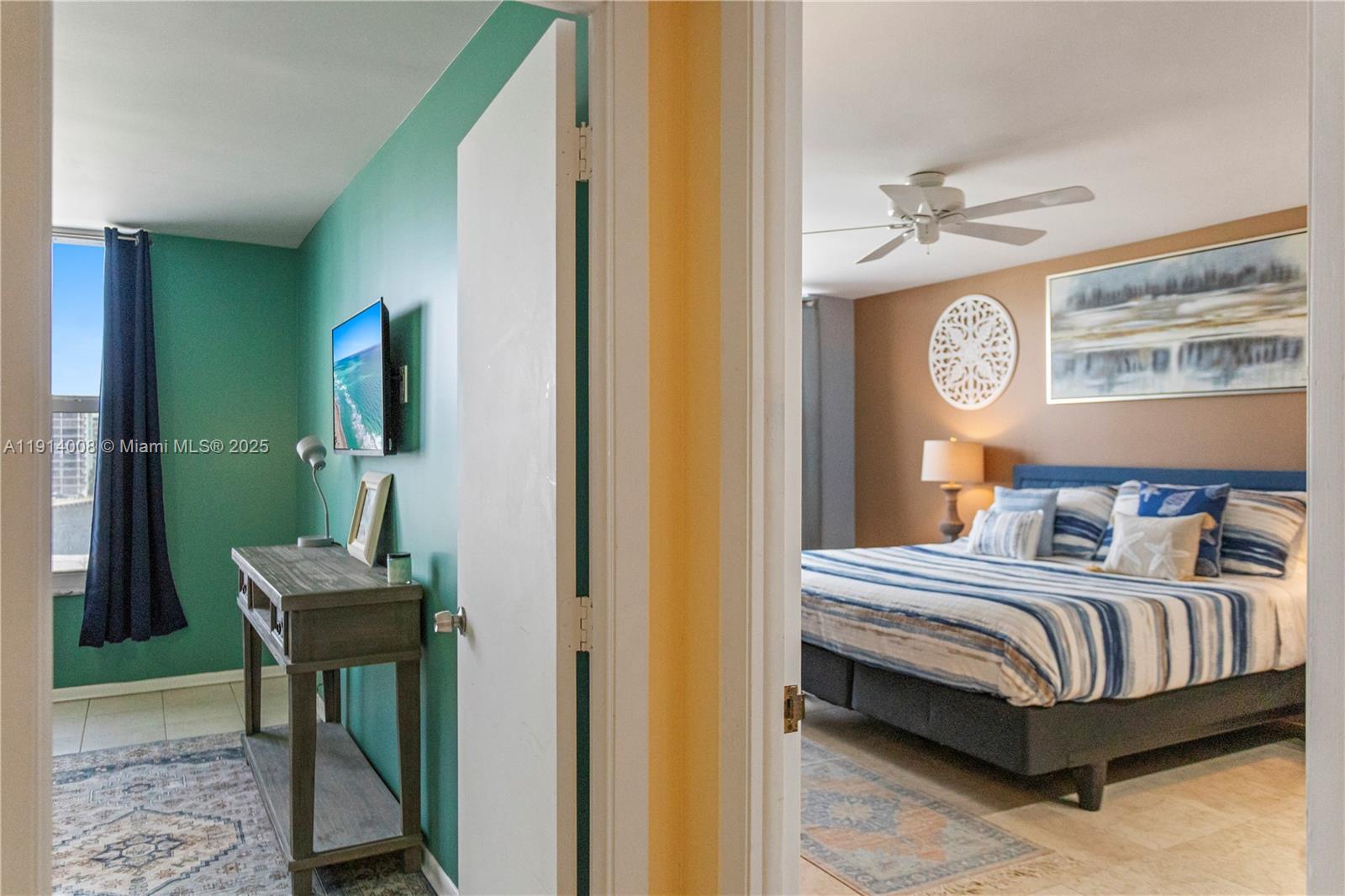 HALLMARK OF HOLLYWOOD CON - Residential