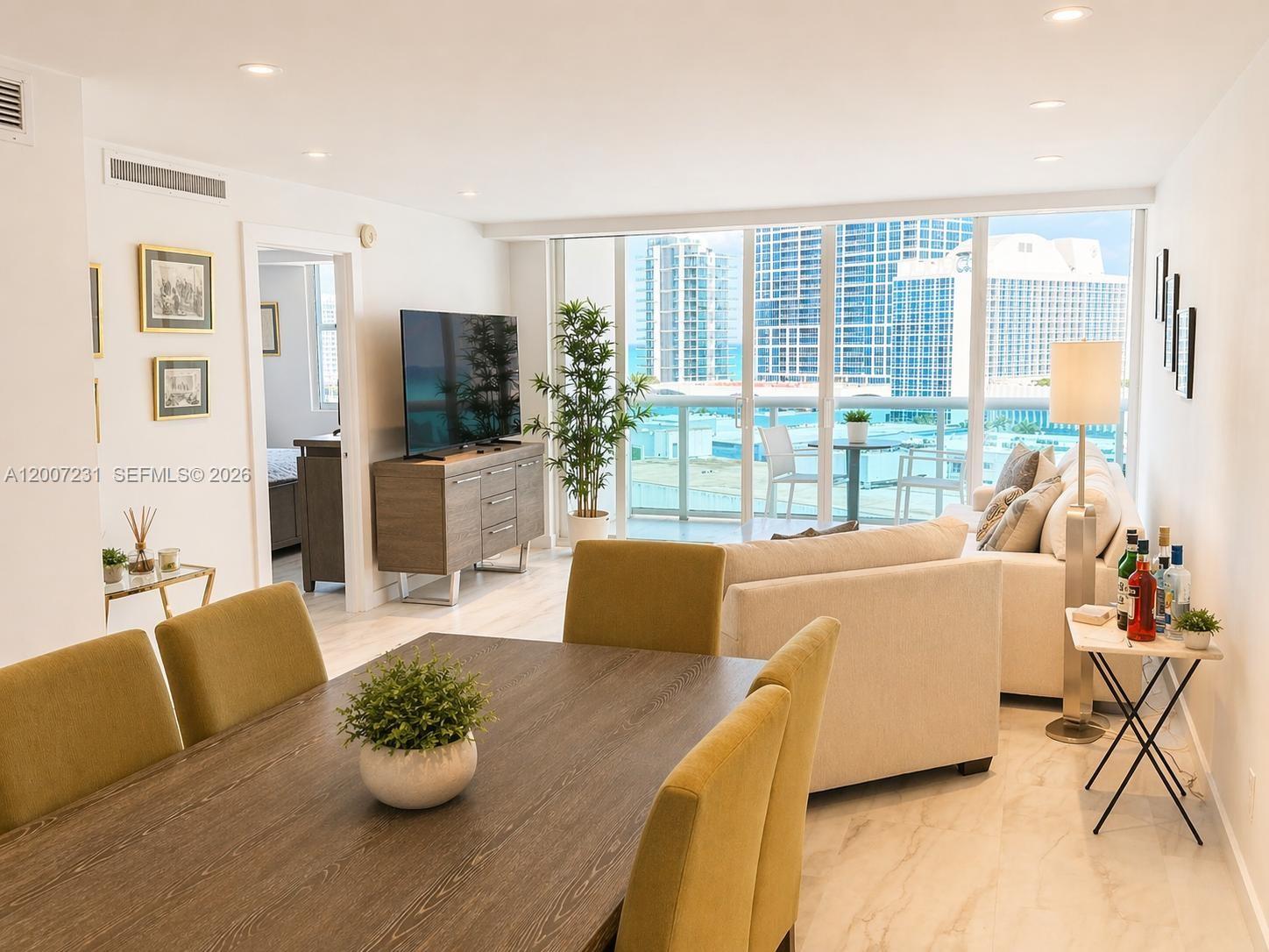 AQUASOL CONDO - Residential