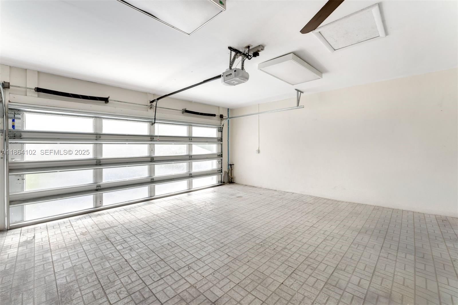 GOLDEN ISLES SEC A REV PL - Residential