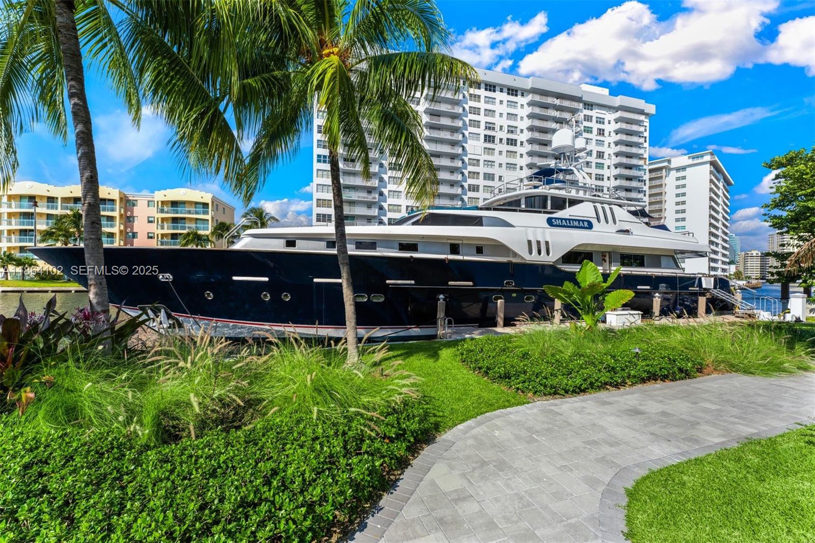 GOLDEN ISLES SEC A REV PL - Residential