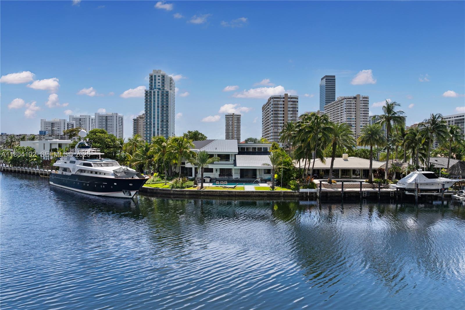 GOLDEN ISLES SEC A REV PL - Residential