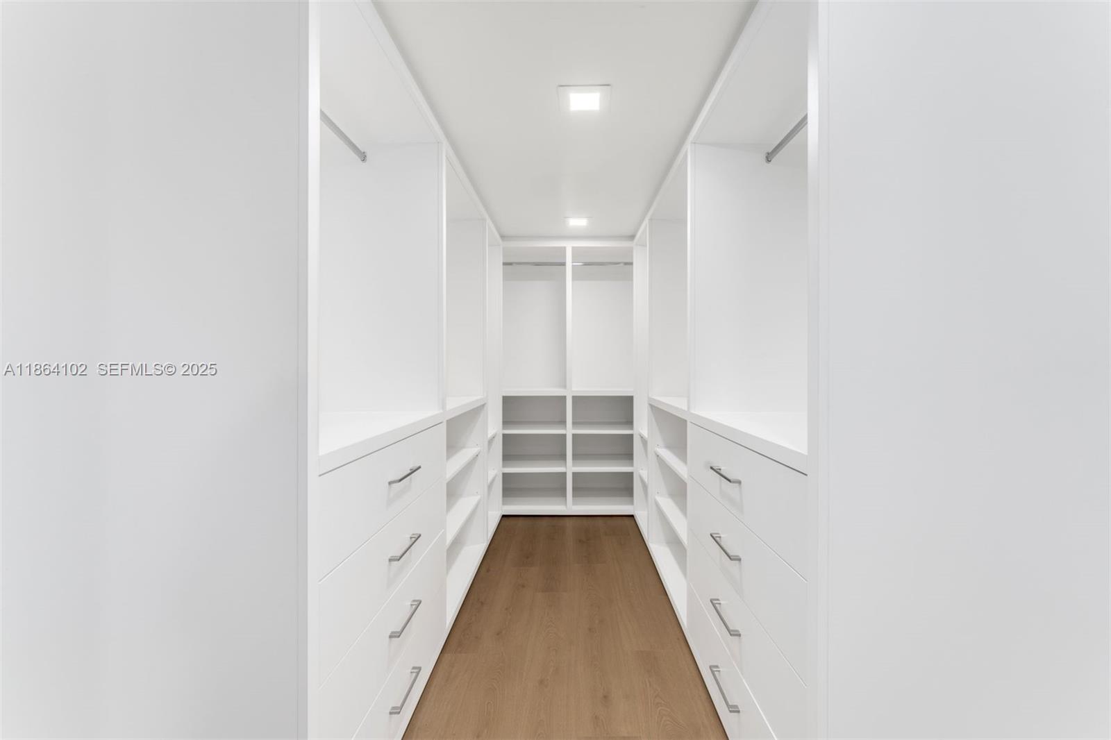 GOLDEN ISLES SEC A REV PL - Residential