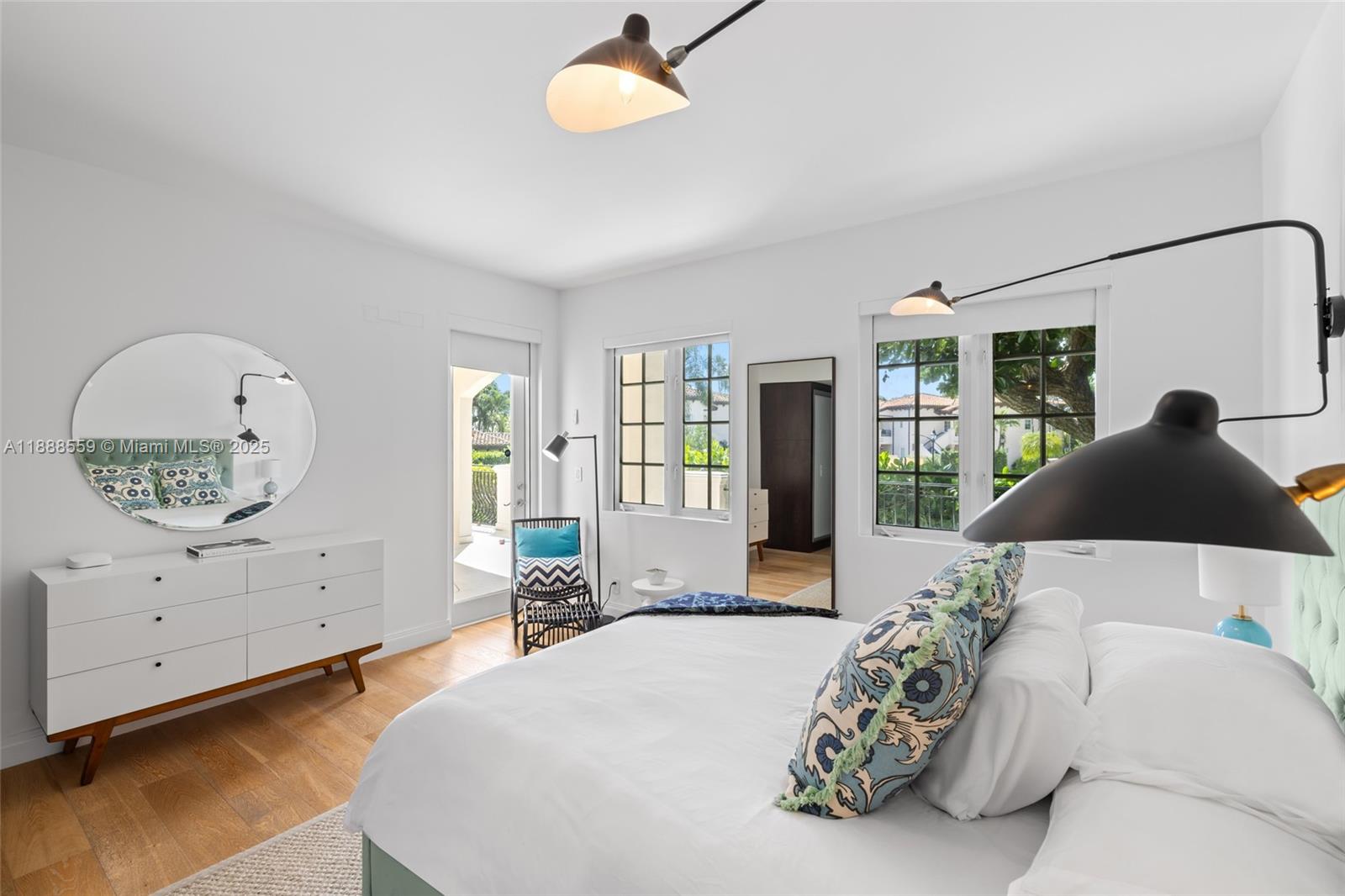 SEASIDE CONDO - Residential Lease