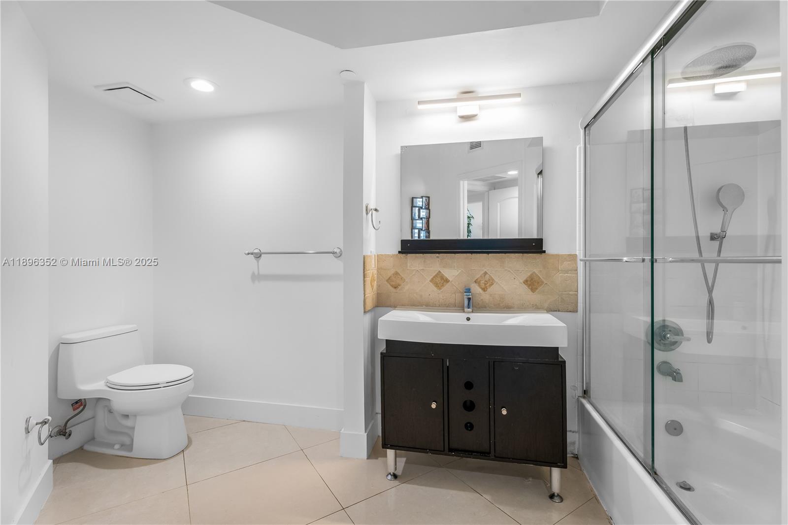 THE WAVERLY AT SOUTH BEAC - Residential