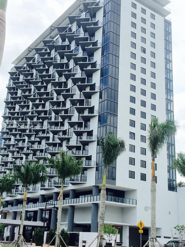 5252 Nw 85th Ave 1708, Doral, Miami-Dade County, Florida - 1 Bedrooms  
1 Bathrooms - 