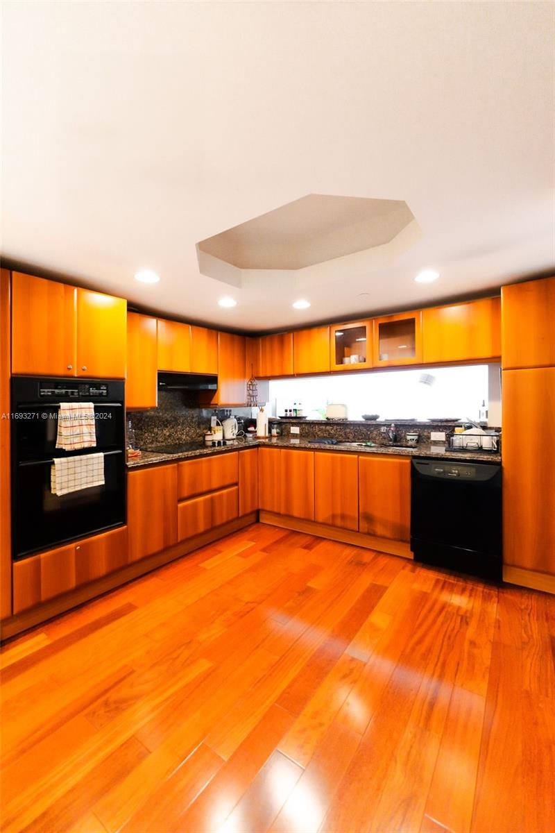 SOLIMAR CONDO - Residential