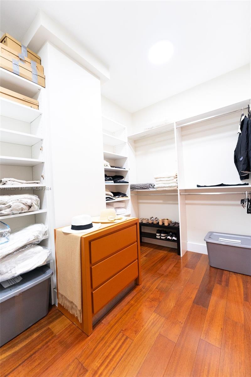 SOLIMAR CONDO - Residential