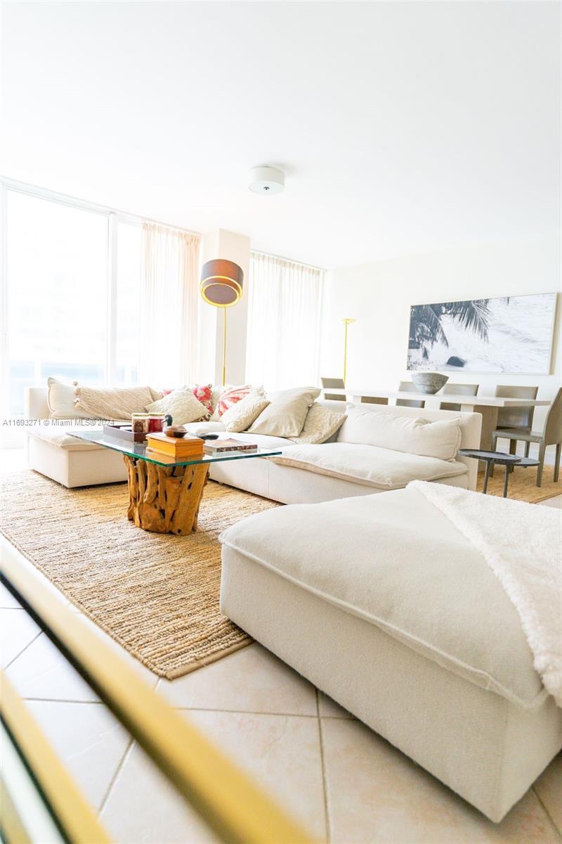 SOLIMAR CONDO - Residential