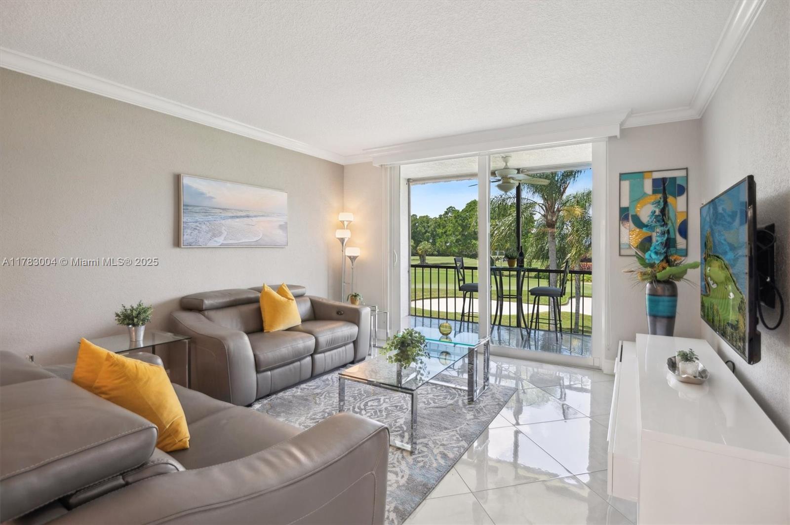 HOLLYBROOK GOLF AND TENNIS - Residential