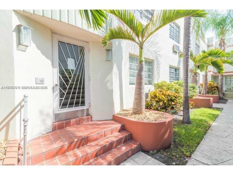 CASABLANCA OF SOUTH BEACH - Residential Lease