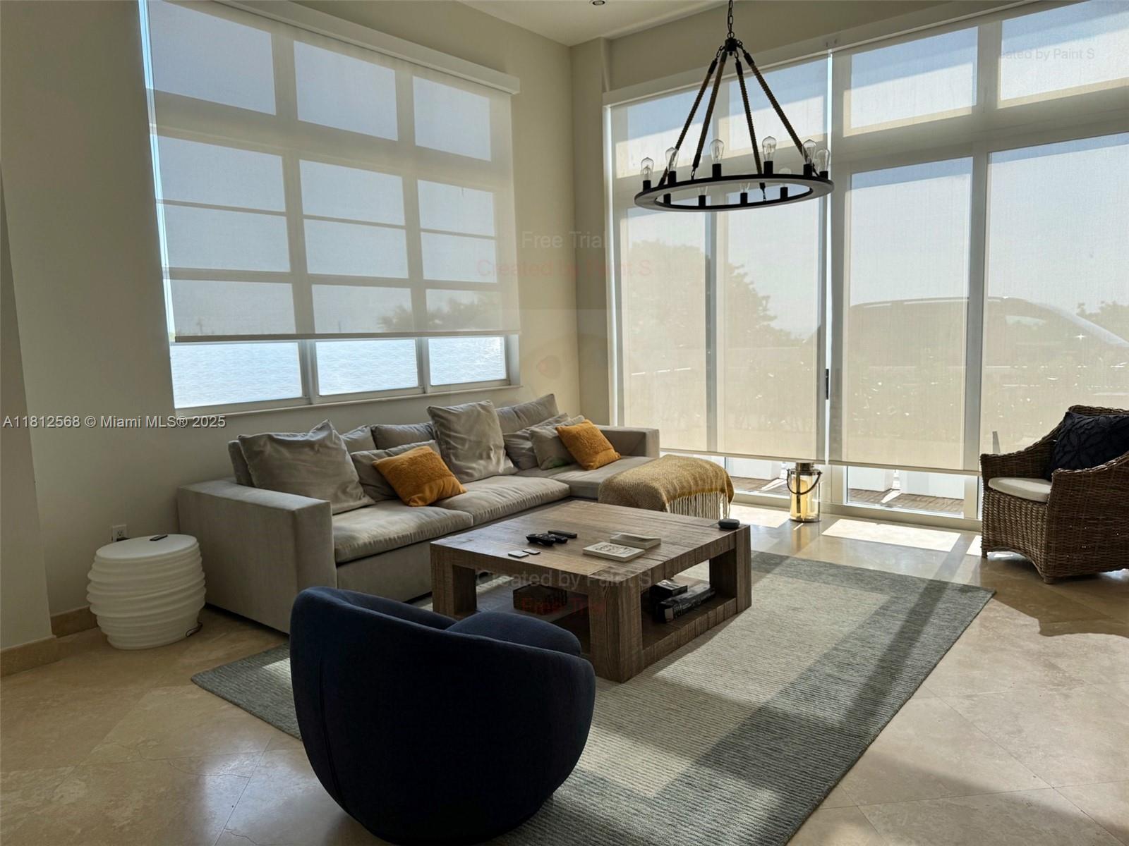 THE COLLINS CONDO - Residential Lease