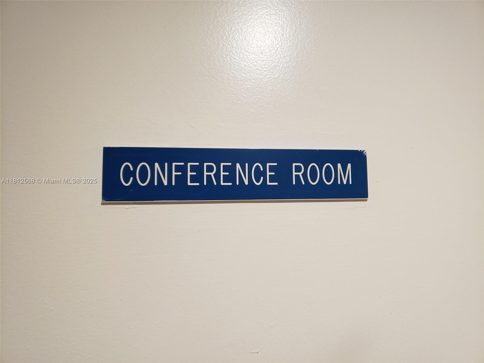 THE COLLINS CONDO - Residential Lease