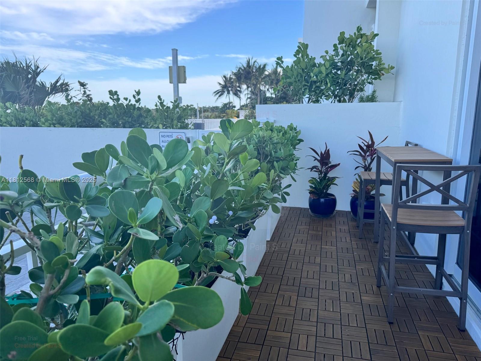 THE COLLINS CONDO - Residential Lease