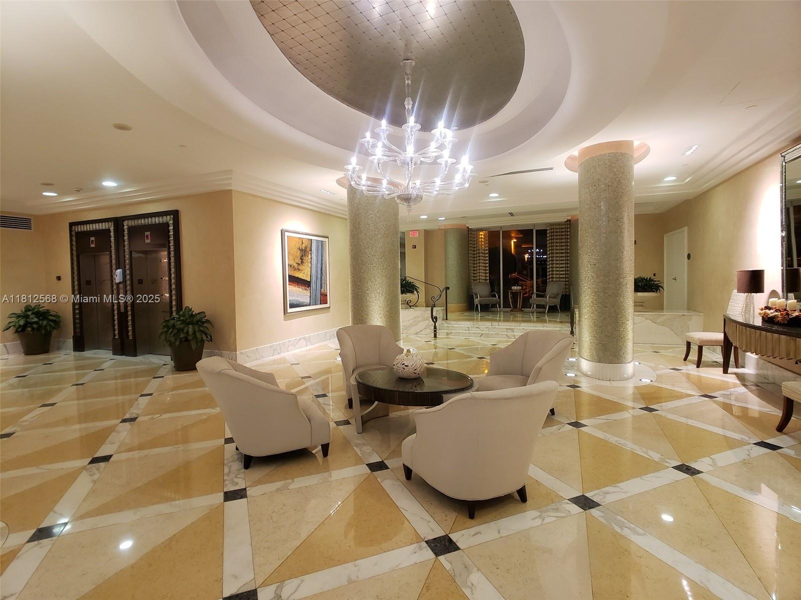 THE COLLINS CONDO - Residential Lease